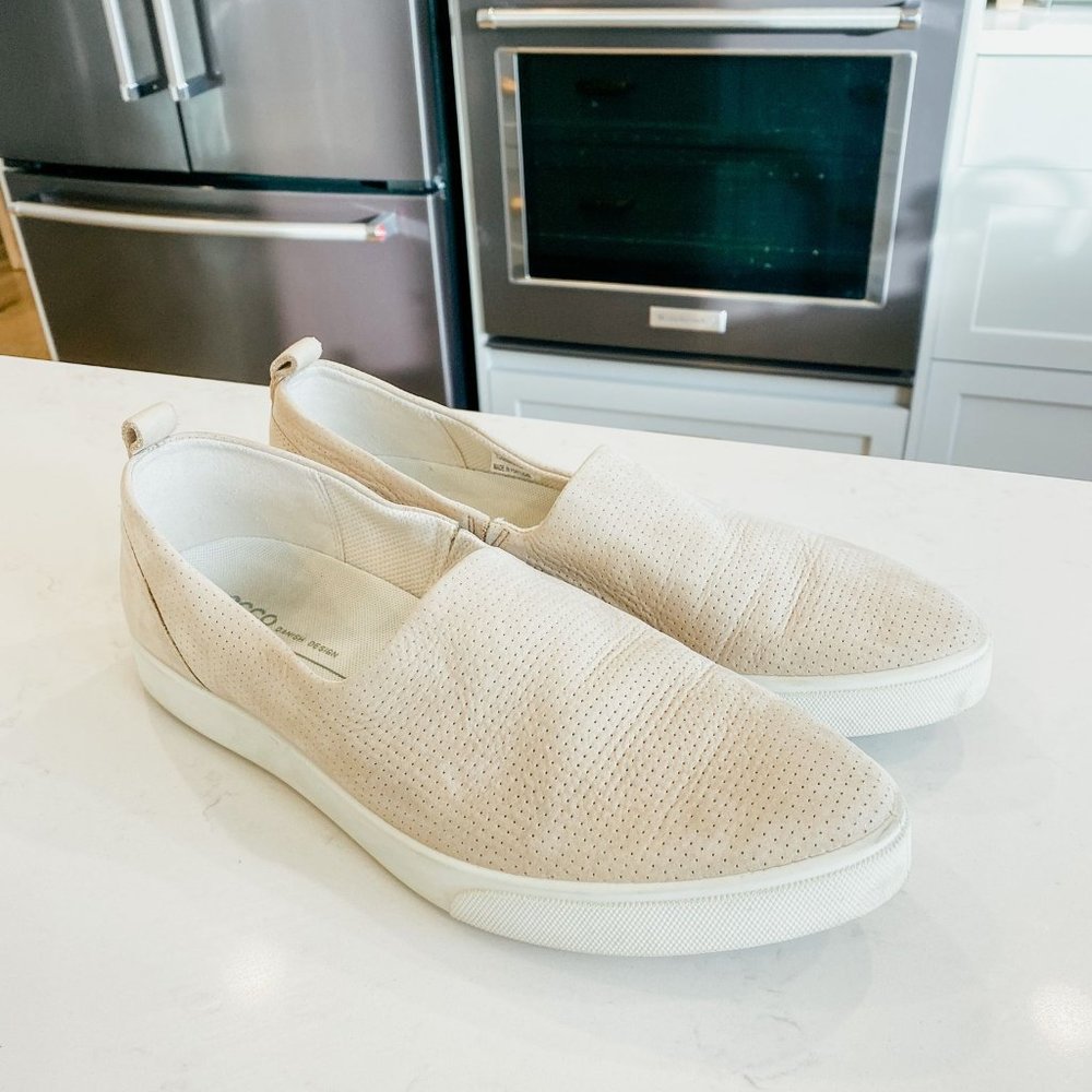 Ecco Slip-On Sneakers in Light Beige